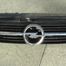 Opel Omega B Frontgrill mit Emblem vom MV6
