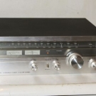 AKAI AT-2450 ° HiFi STEREO AM FM TUNER ° Silber ° Rare