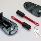 Haubenhalter Aerocatch mit Schloss Carbonlook Neuware