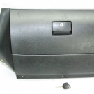 VW Golf IV 4-Bora Ablagefach,Handschuhfach schwarz starke Kratzer