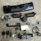 Audi A4 B5 1,6ltr. 74kW Bj.96 Schloßsatz Zündschloß Schlösser 4D0905851D