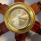 Wanduhr in einem Boots Steuerrad, mechanisch, Handaufzug, 50-er J. Sammlerstück