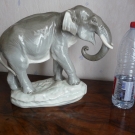 SUPERBE ET GRAND ELEPHANT AMPHORA N° 8284