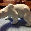 KPM Berlin Zeptermarke Großer schreitender Bär, Eisbär 26 cm