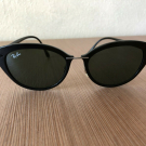 Damen Sonnenbrille Ray Ban schwarz mit grünlichen Gläsern